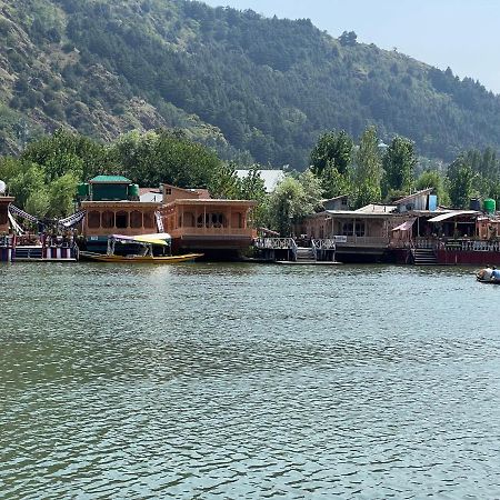 Hotel Aristotle Group Of Houseboats & Transportation Srīnagar Exterior foto