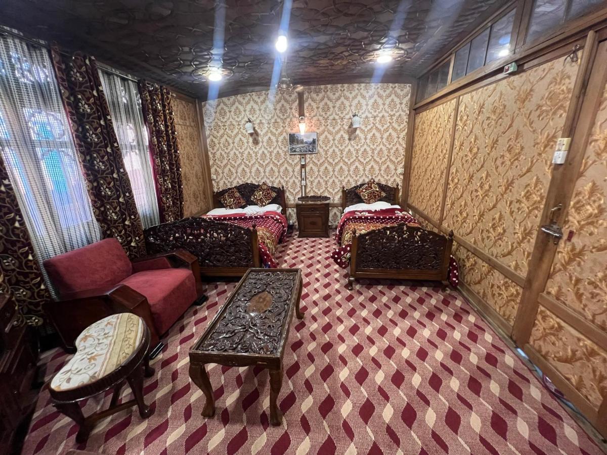 Hotel Aristotle Group Of Houseboats & Transportation Srīnagar Exterior foto